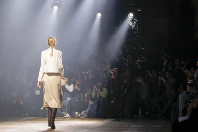 Look 15